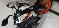 White KTM Duke 200