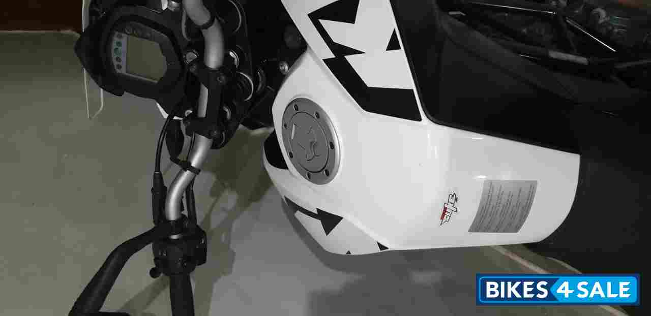 White KTM Duke 200