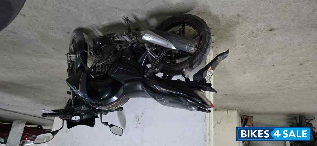 Black TVS Apache RTR 160 Black TVS Apache RTR 160