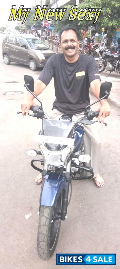 Blue Bajaj V15