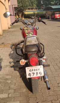 Red Royal Enfield Thunderbird TwinSpark 350