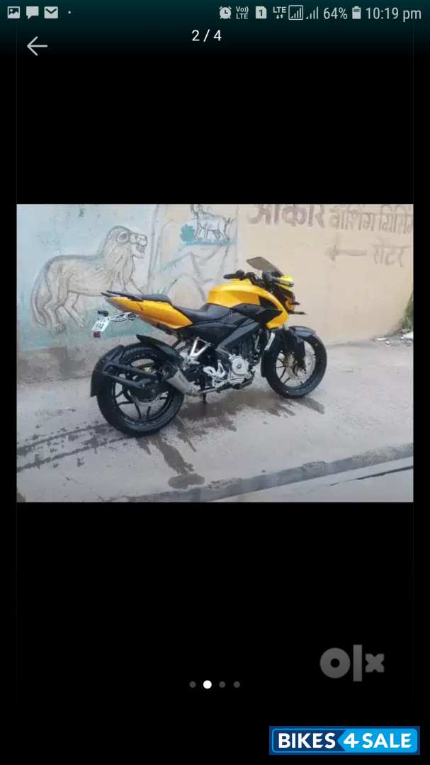 Yellow Bajaj Pulsar 200 NS