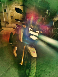 White TVS Apache RTR 200 4V 2020