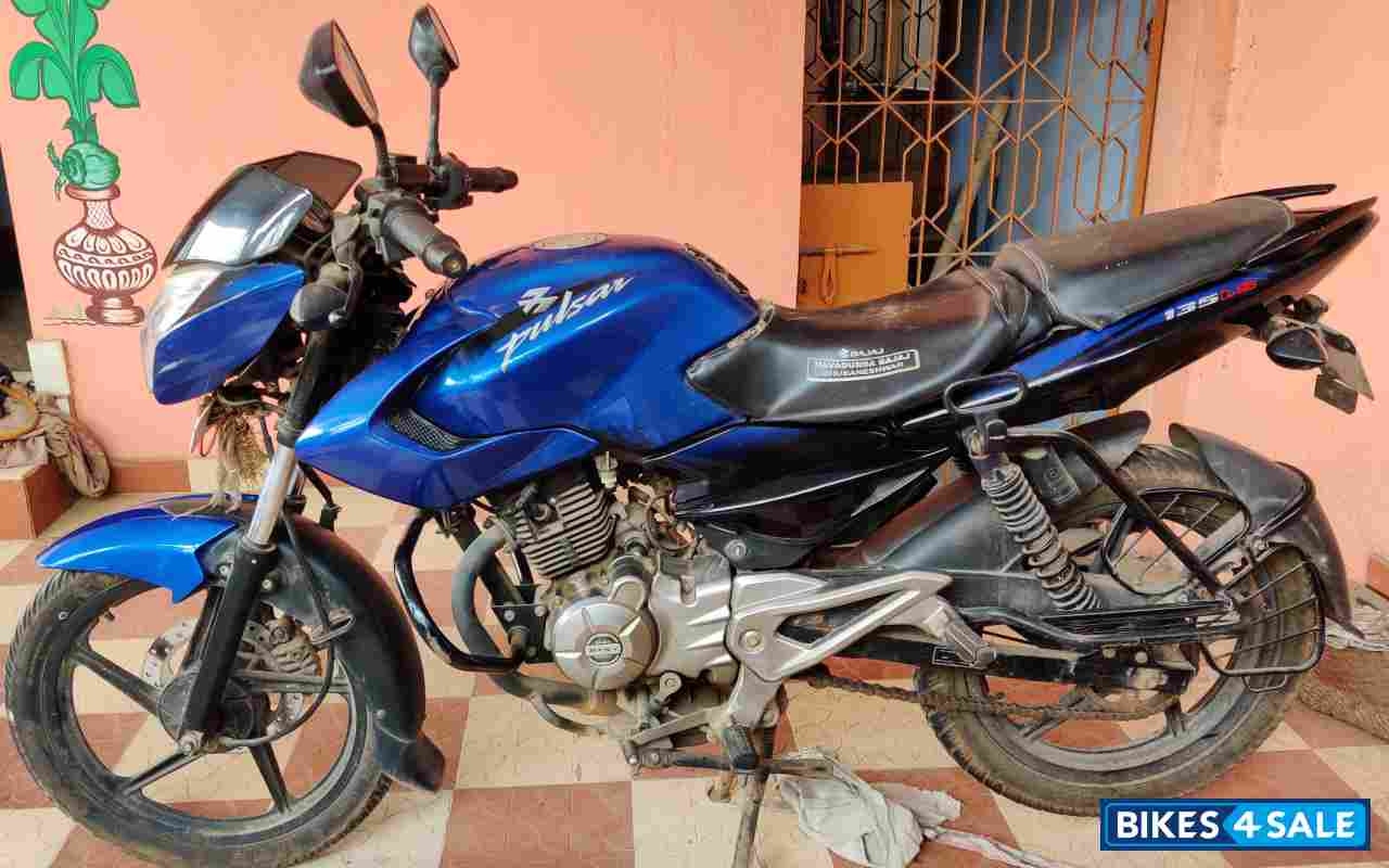 Bajaj Pulsar 135LS