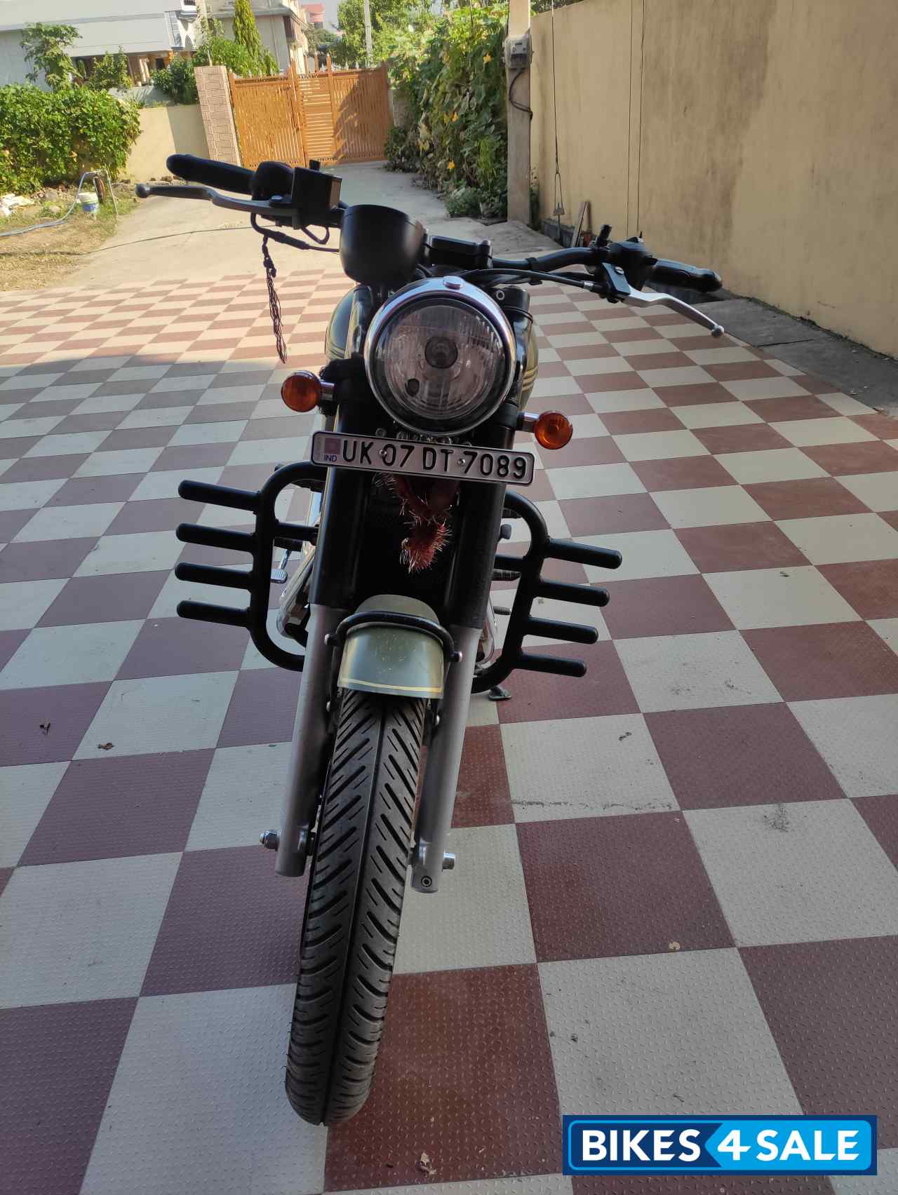 Jawa forty two BS6