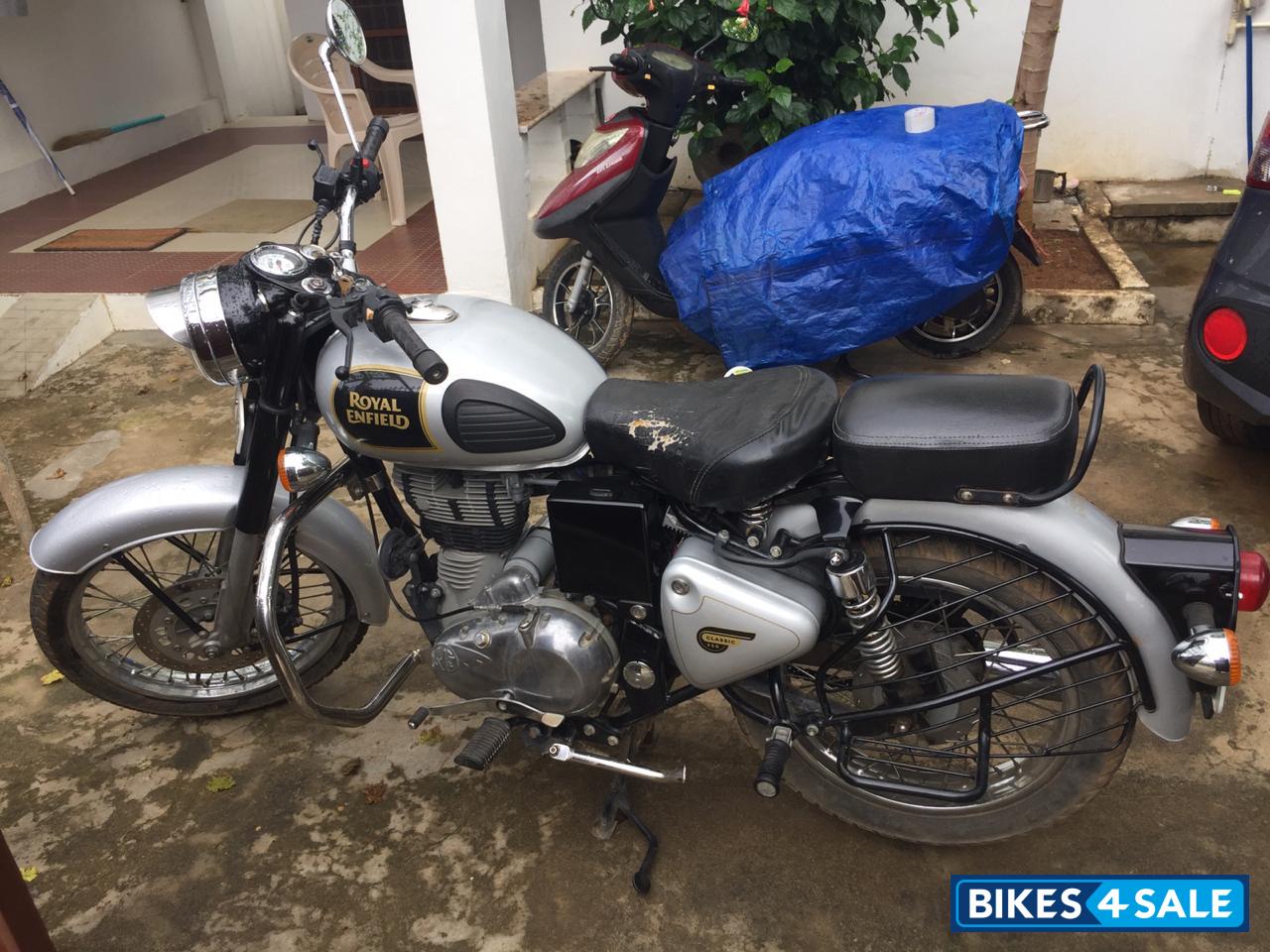 Royal Enfield Classic 350