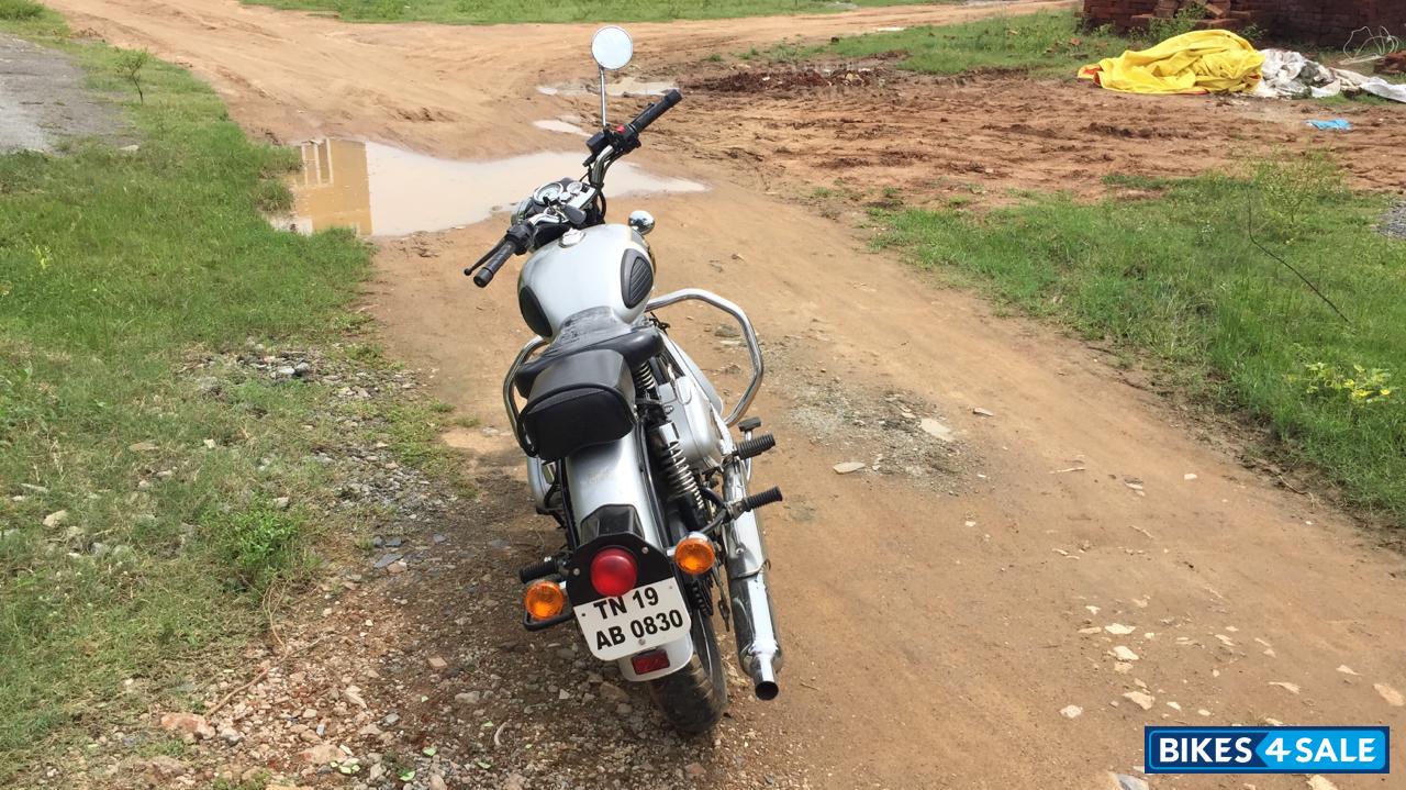 Royal Enfield Classic 350 Royal Enfield Classic 350