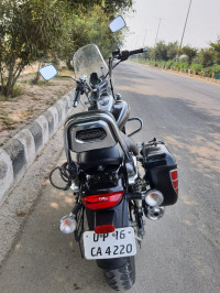 Bajaj Avenger Cruise 220
