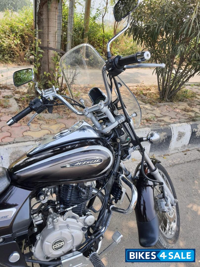 Bajaj Avenger Cruise 220 Bajaj Avenger Cruise 220