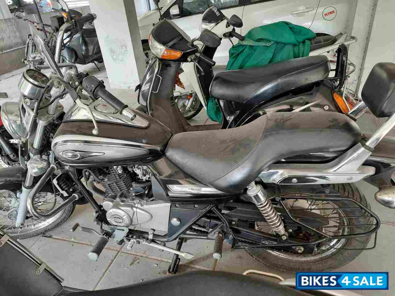 Bajaj Avenger Cruise 220