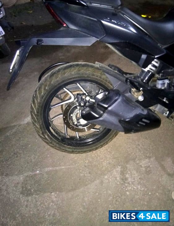 Bajaj Dominar 400 ABS BS6