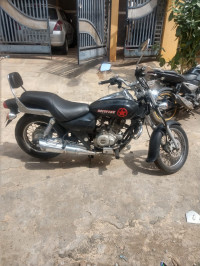 Bajaj Avenger 220 DTS-i