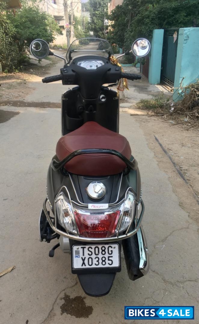 Black Suzuki Access 125 Special Edition BS6