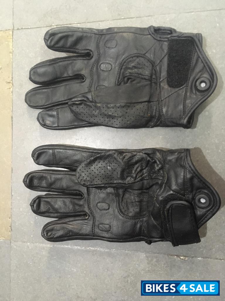 Black Suzuki Access 125 Special Edition BS6