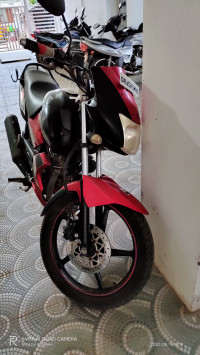 Red And Black Yamaha SS125
