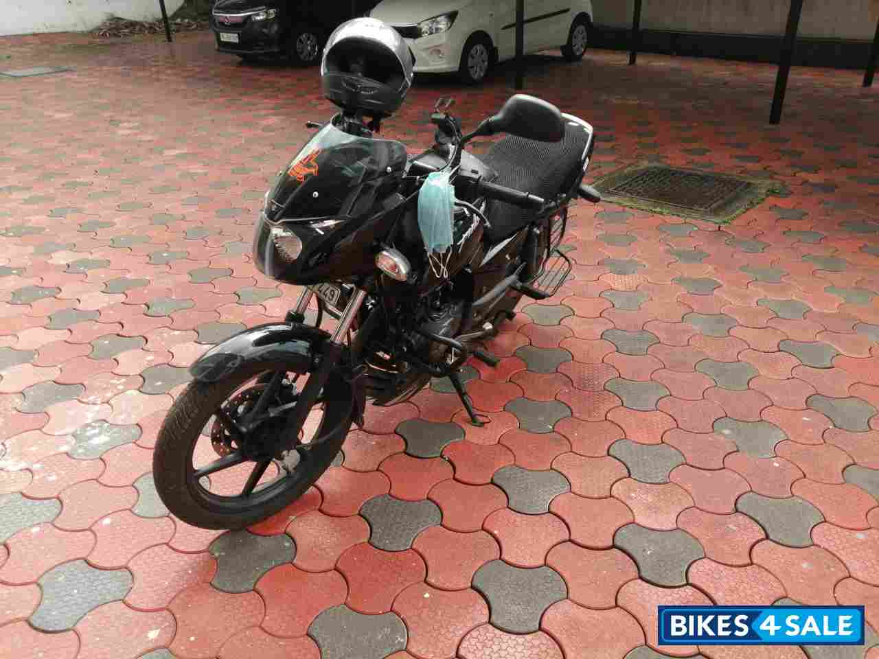 Black Bajaj Pulsar 125 Neon