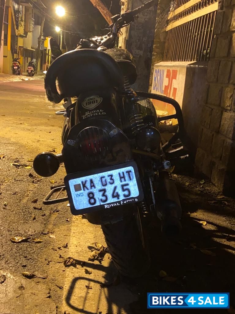 Black Royal Enfield Classic 350