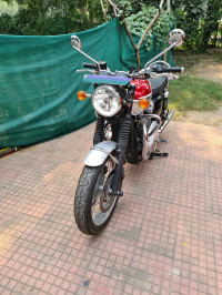 Cranberry Red And Silver Triumph Bonneville T120