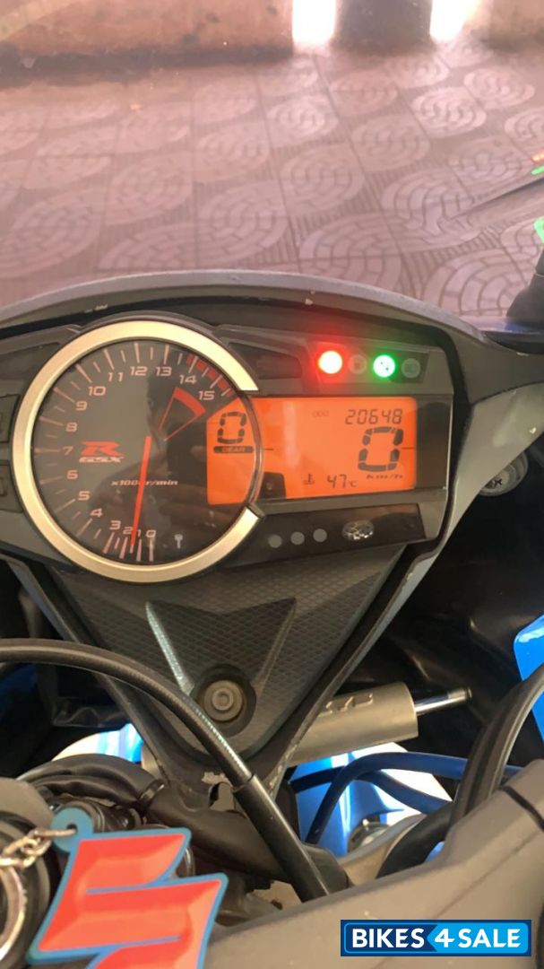 Metallic Triton Blue Suzuki GSX R1000