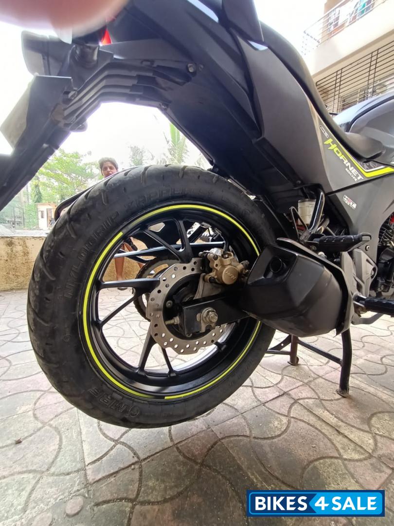 Honda CB Hornet 160R