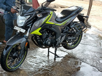 Honda CB Hornet 160R