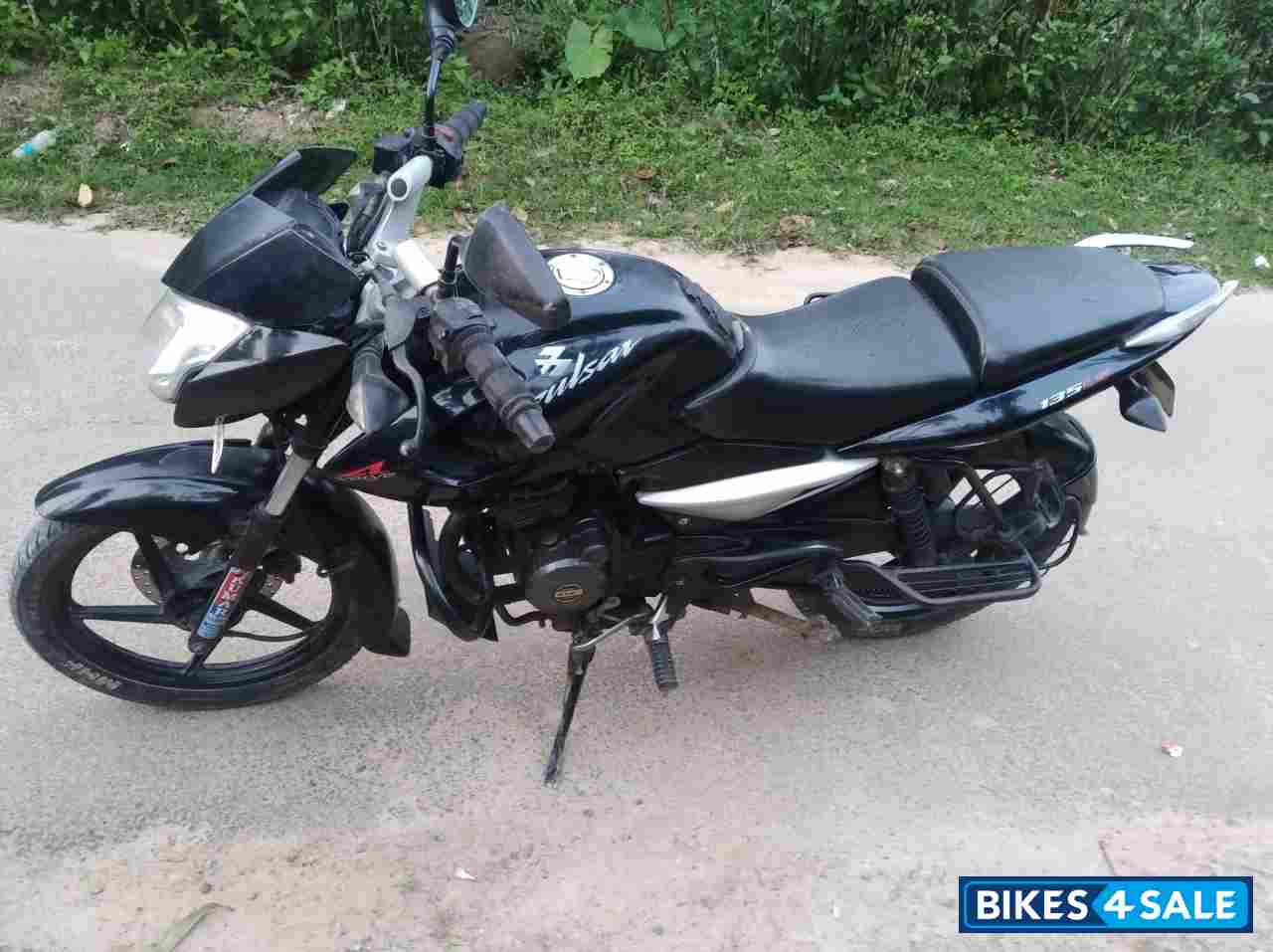 Used 2011 model Bajaj for sale in Kodagu. ID 294879 Bikes4Sale