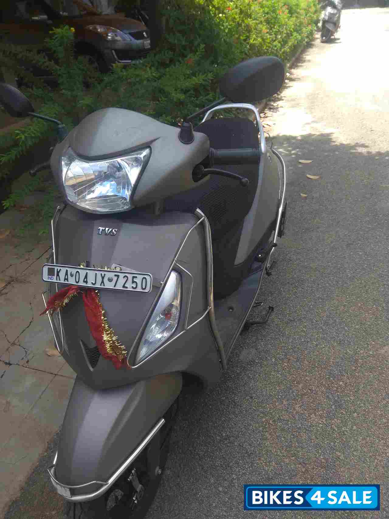 Used 2019 model TVS Jupiter for sale in Bangalore. ID 294921. Titanium