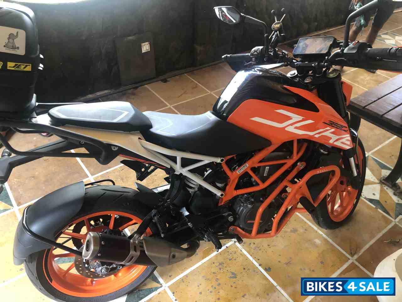 Orange KTM Duke 390