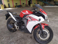 Honda CBR 150R 2013 Model