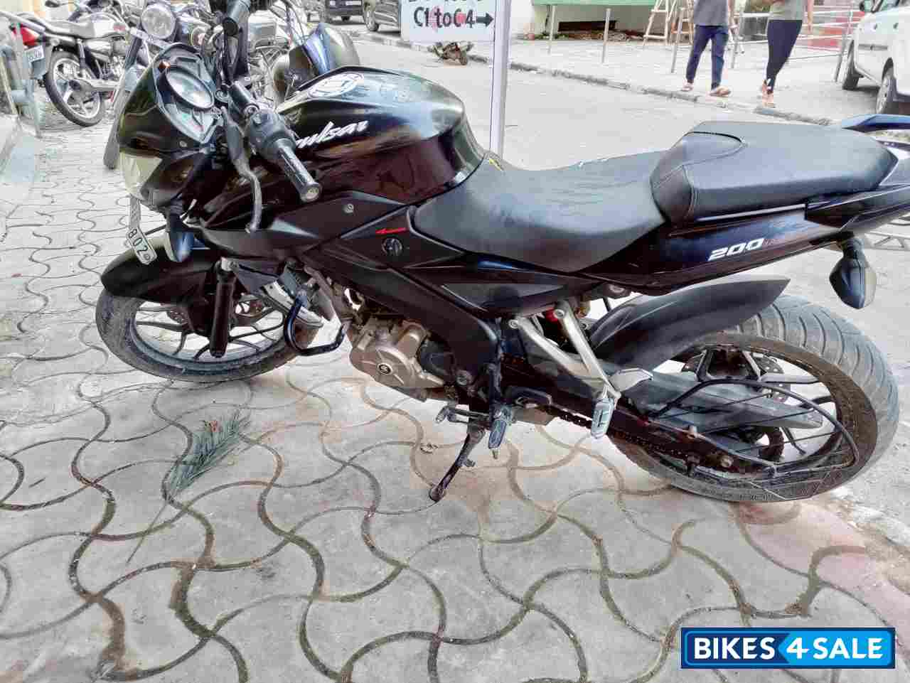Bajaj Pulsar 200 NS