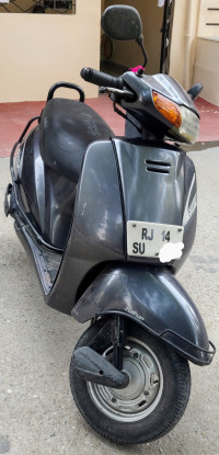 Grey Honda Activa
