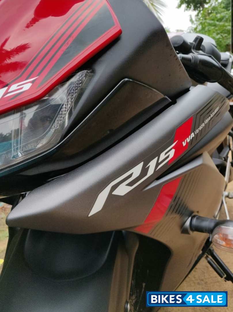 Thunder Grey Yamaha YZF R15 V3