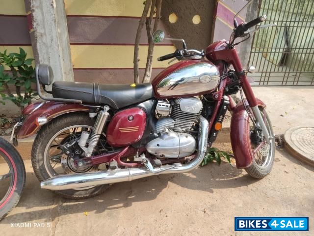 Maroon Jawa Jawa BS6