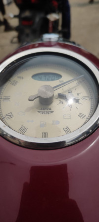 Maroon Jawa Jawa BS6