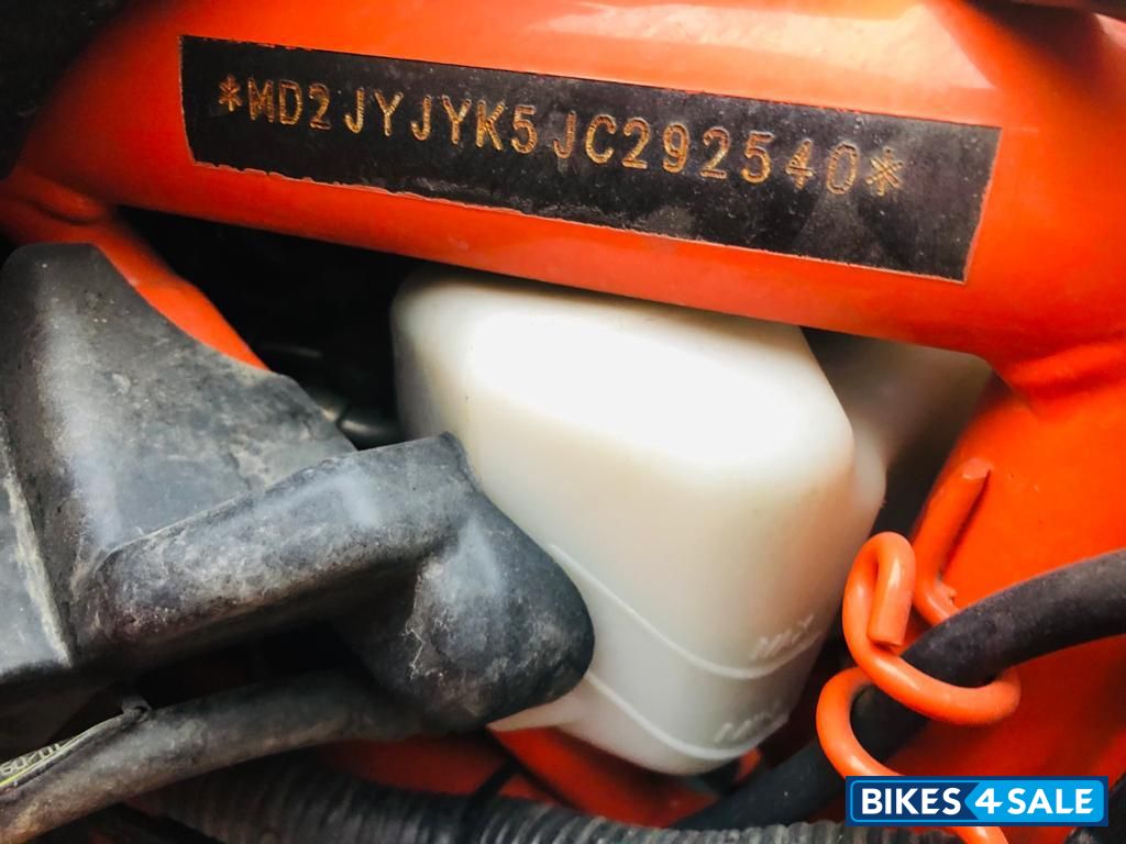 Ebony Matt Black KTM RC 390