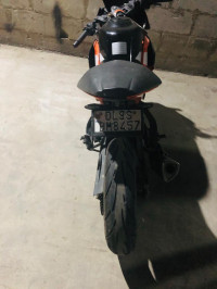 Ebony Matt Black KTM RC 390