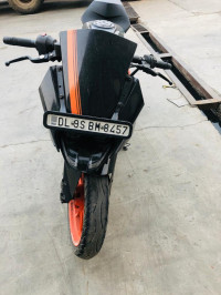 Ebony Matt Black KTM RC 390