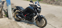Black Bajaj Dominar 400 Disc