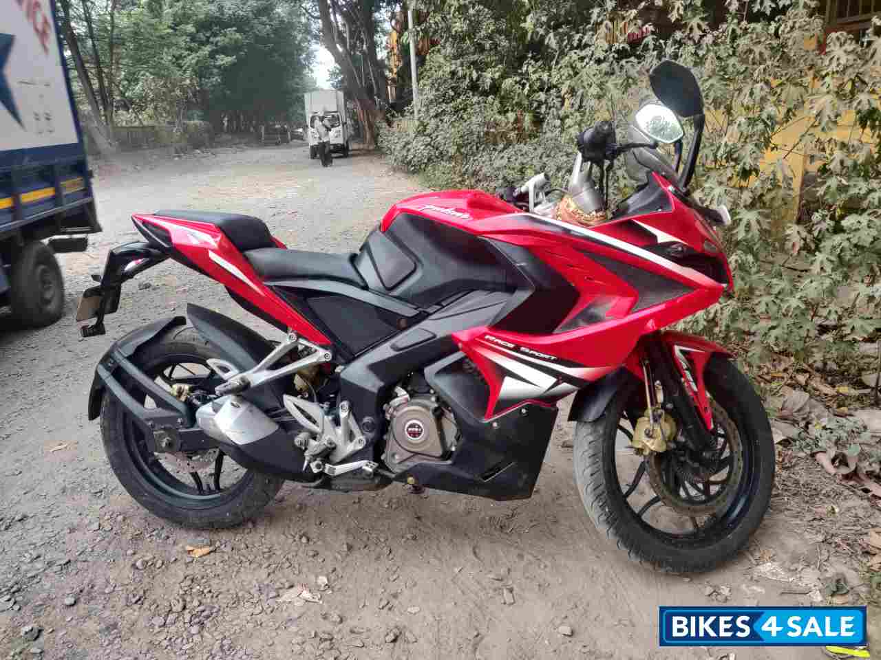 Red Bajaj Pulsar RS 200 ABS