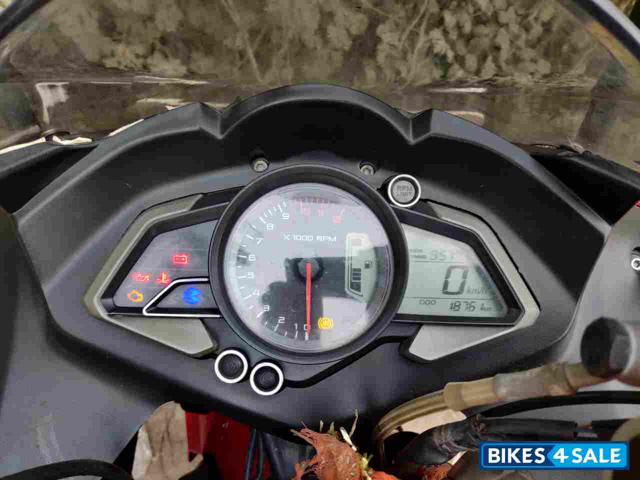 Red Bajaj Pulsar RS 200 ABS