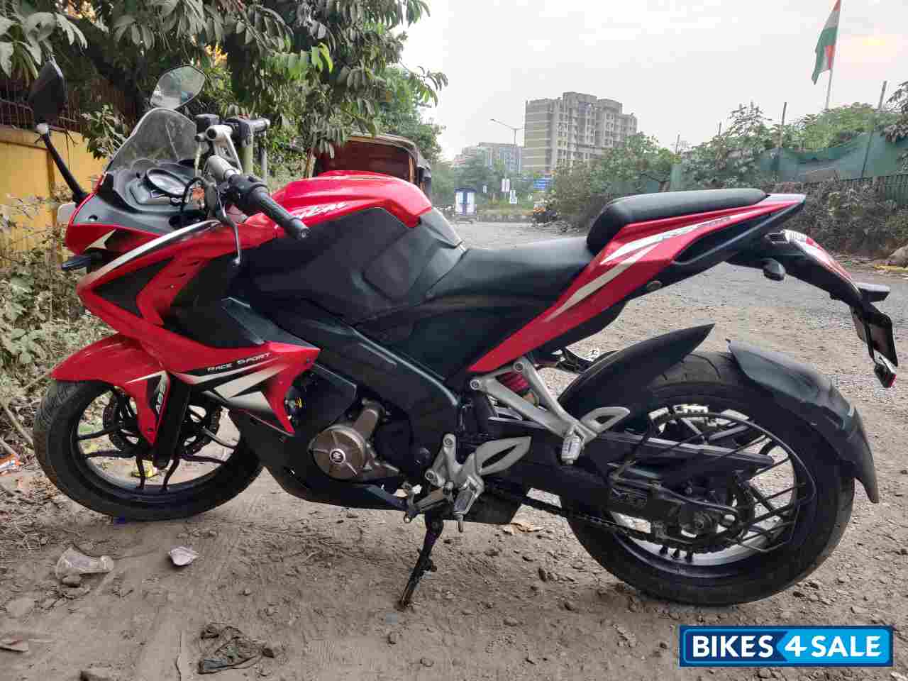 Red Bajaj Pulsar RS 200 ABS