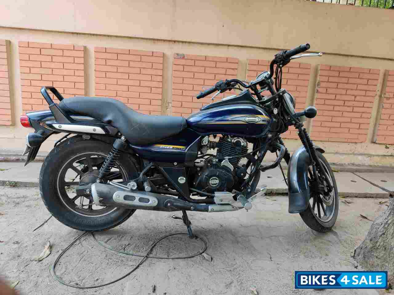 Bajaj Avenger Street 150