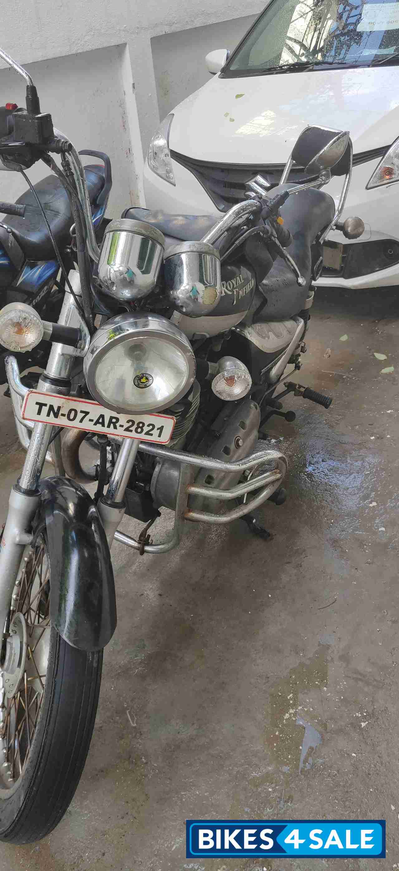 Royal Enfield Thunderbird