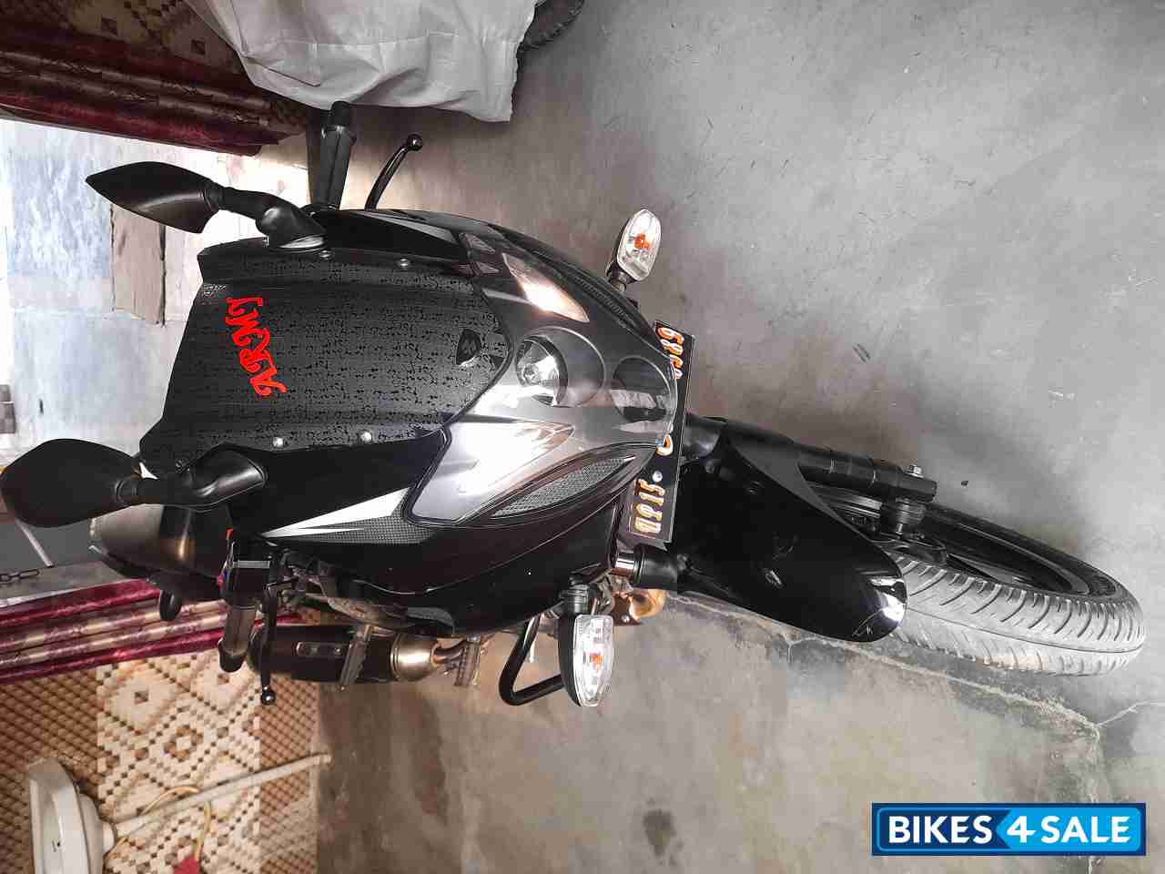 Silver Black Bajaj Pulsar 220F