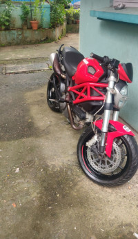 Ducati Monster 796