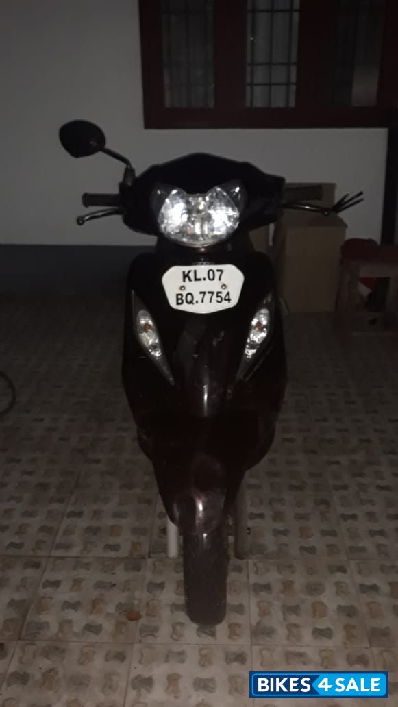 Brown TVS Wego