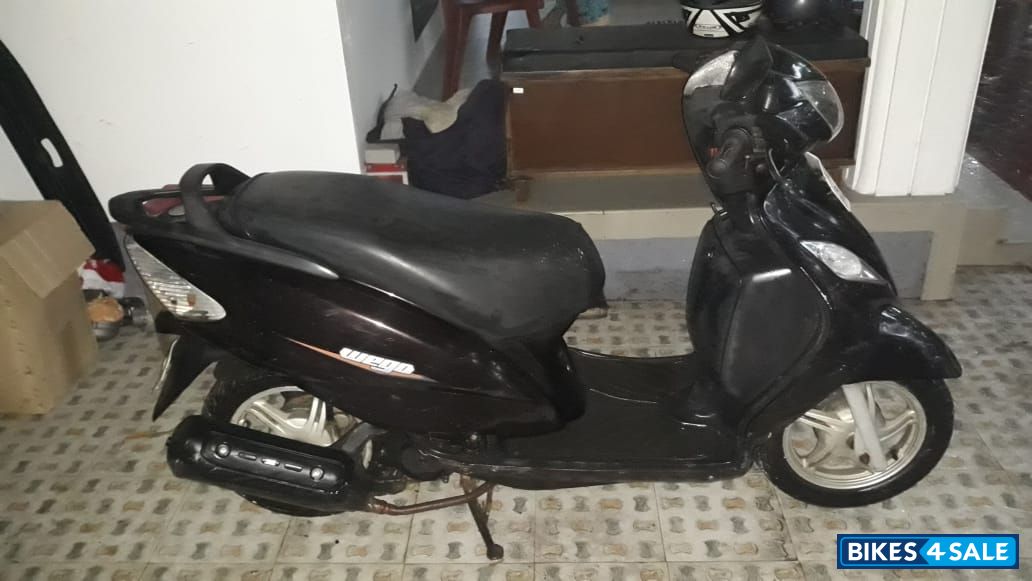Brown TVS Wego