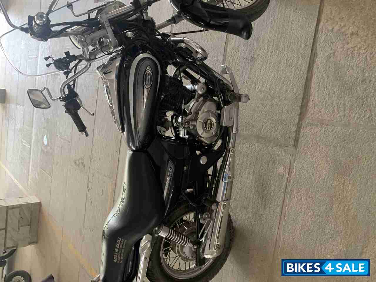 Bajaj Avenger Cruise 220