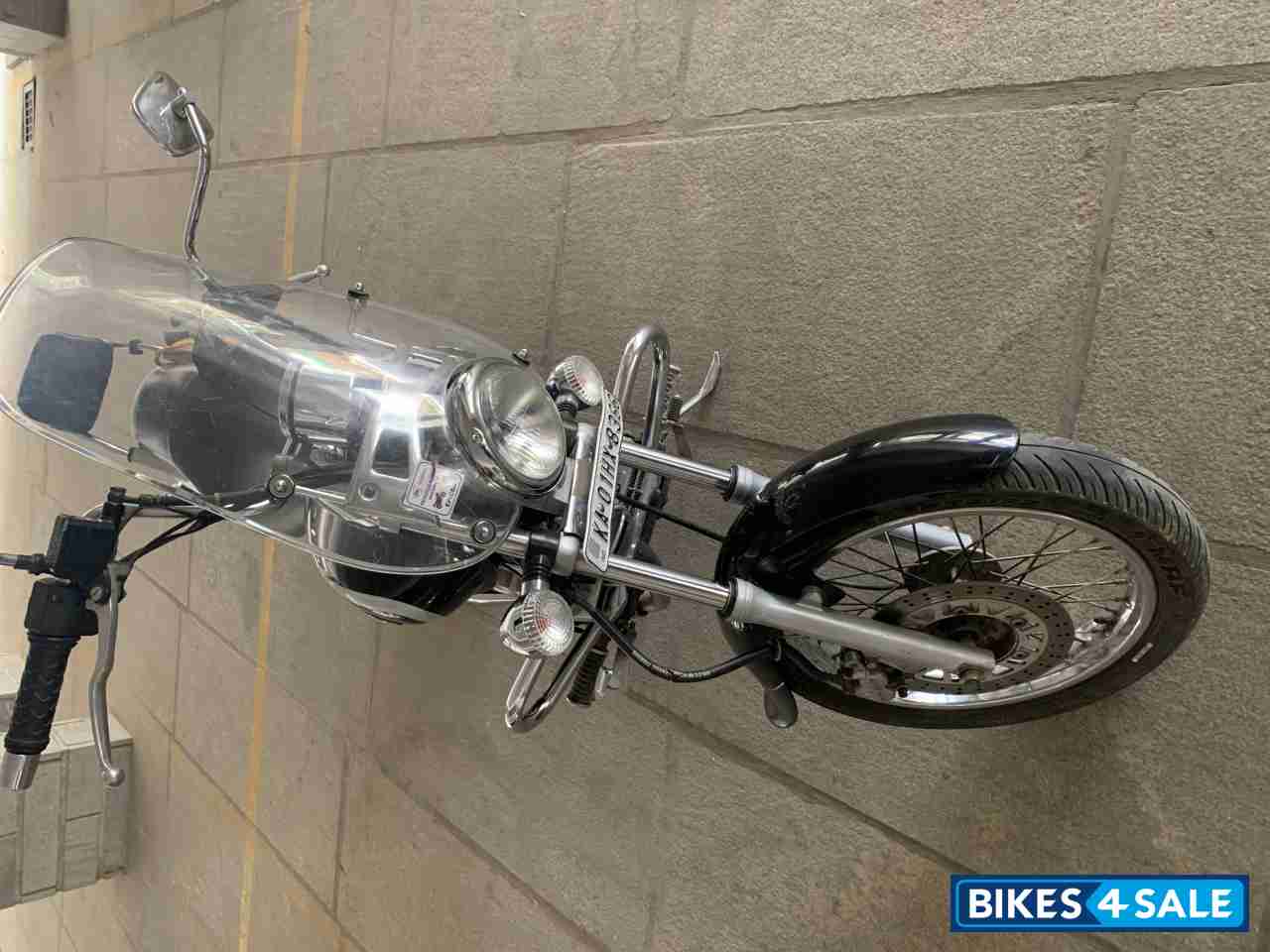 Bajaj Avenger Cruise 220 Bajaj Avenger Cruise 220