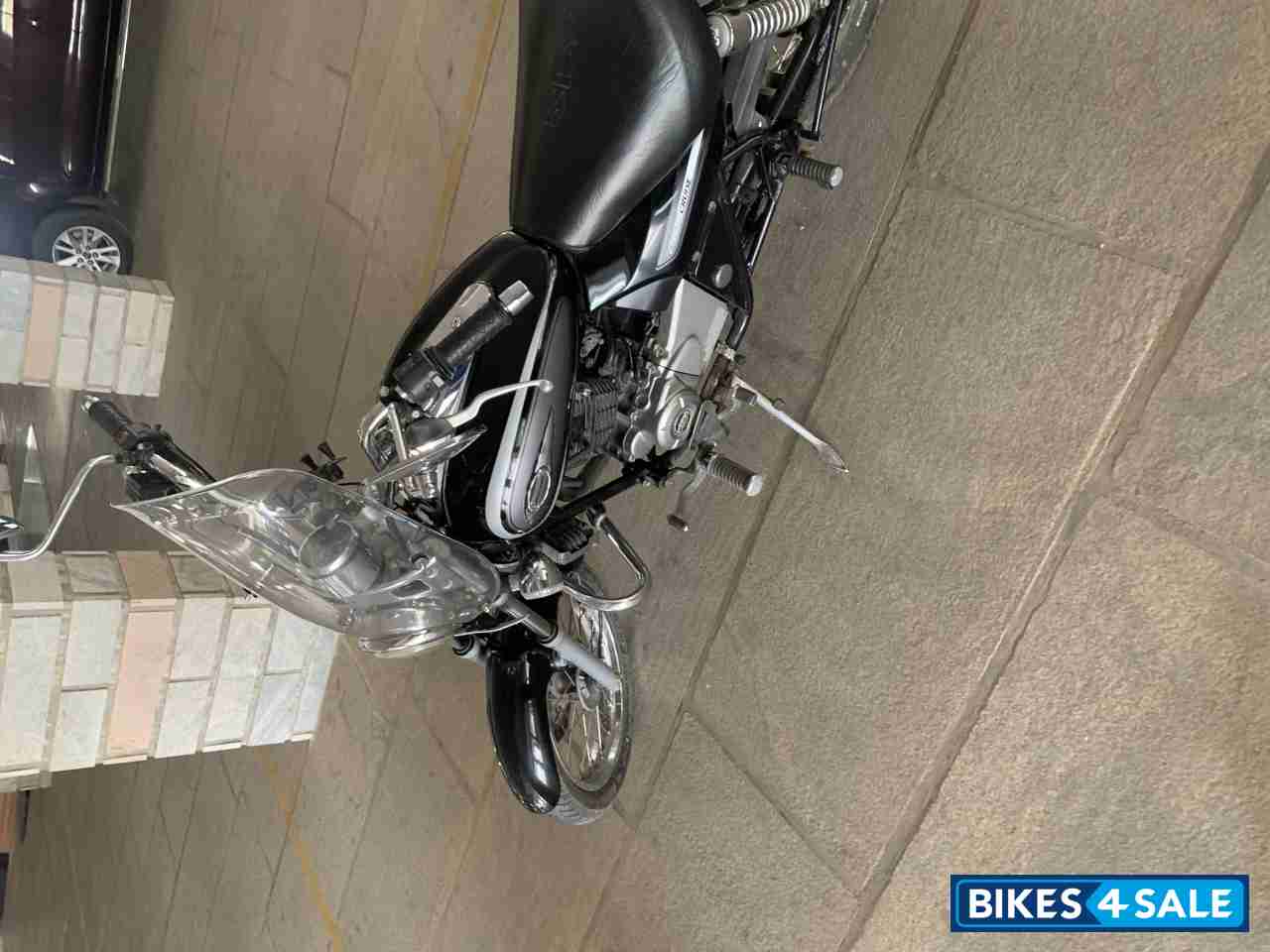 Bajaj Avenger Cruise 220 Bajaj Avenger Cruise 220